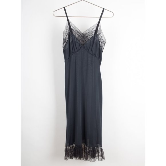 Vintage 1950s Van Raalte Philmy Lace Trimmed Black Slip Dress Size S - Picture 1 of 8